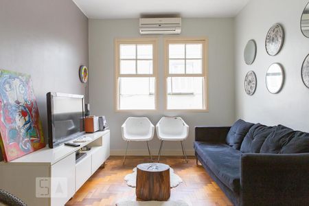 Sala de apartamento à venda com 1 quarto, 53m² em Petrópolis, Porto Alegre