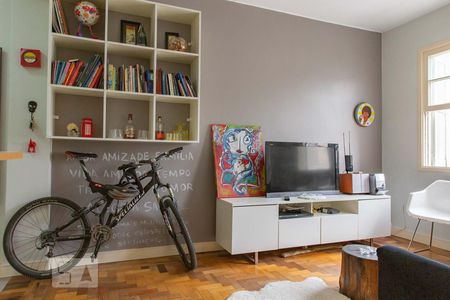 Sala de apartamento à venda com 1 quarto, 53m² em Petrópolis, Porto Alegre