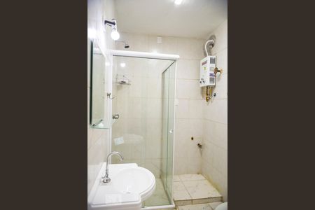 Banheiro de apartamento à venda com 1 quarto, 34m² em Copacabana, Rio de Janeiro