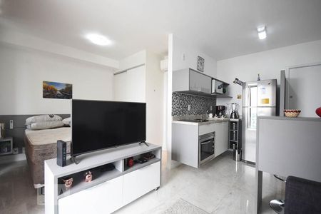 Sala de kitnet/studio para alugar com 1 quarto, 35m² em Real Parque, São Paulo