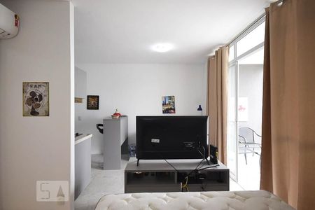 Sala de kitnet/studio para alugar com 1 quarto, 35m² em Real Parque, São Paulo
