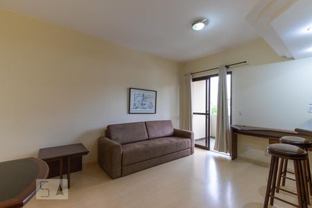 Sala de apartamento para alugar com 1 quarto, 50m² em Cambuí, Campinas