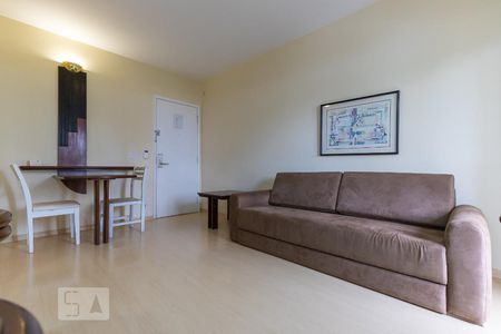 Sala de apartamento para alugar com 1 quarto, 50m² em Cambuí, Campinas