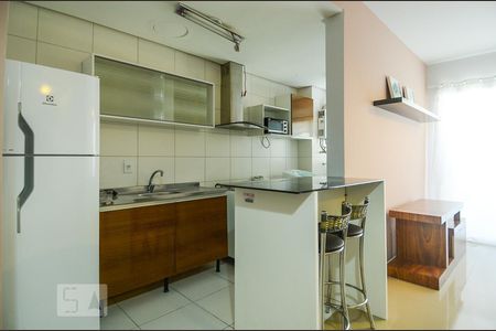 Cozinha de apartamento à venda com 1 quarto, 62m² em Santa Tereza, Porto Alegre