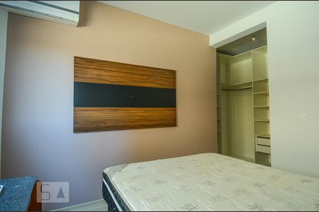 Quarto de apartamento à venda com 1 quarto, 62m² em Santa Tereza, Porto Alegre