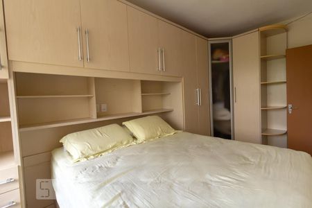Quarto 2'' de apartamento para alugar com 2 quartos, 39m² em Jardim Itu Sabará, Porto Alegre