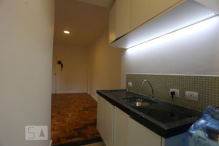 Cozinha de apartamento para alugar com 1 quarto, 42m² em Bela Vista, São Paulo