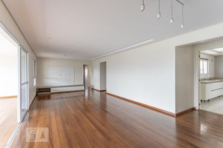 Apartamento para alugar com 163m², 3 quartos e 3 vagasSala