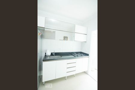 Cozinha de apartamento à venda com 2 quartos, 58m² em Vila Scarpelli, Santo André