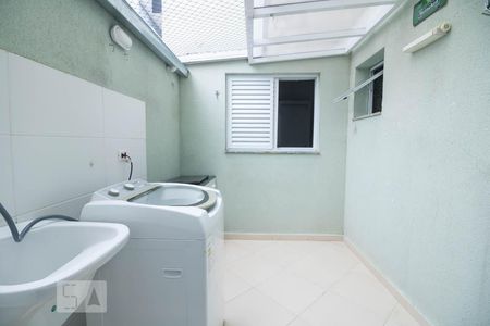 Área de Serviço de apartamento à venda com 2 quartos, 58m² em Vila Scarpelli, Santo André