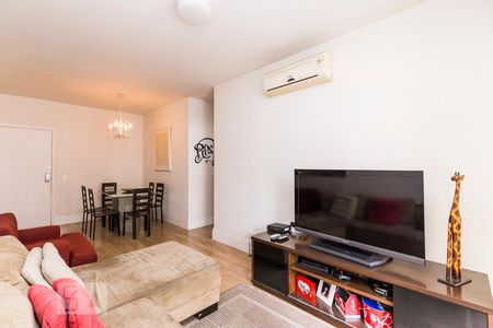 Sala de apartamento para alugar com 2 quartos, 72m² em Humaitá, Rio de Janeiro