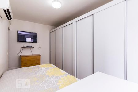 Quarto 1 de apartamento para alugar com 2 quartos, 72m² em Humaitá, Rio de Janeiro