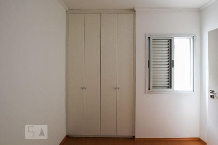 Quarto 1 de apartamento para alugar com 2 quartos, 78m² em Cambuí, Campinas