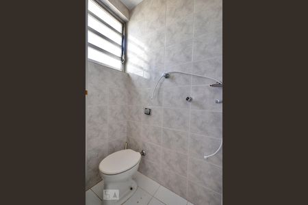 Banheiro de Serviço de apartamento à venda com 3 quartos, 125m² em Água Branca, São Paulo