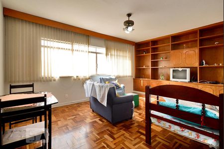 Sala de apartamento para alugar com 3 quartos, 125m² em Água Branca, São Paulo