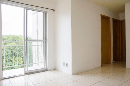 Apartamento à venda com 2 quartos, 50m² em Olaria, Canoas