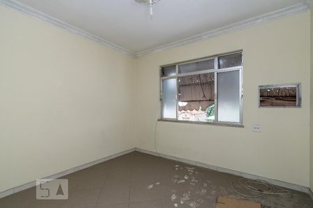 Quarto 1 de casa para alugar com 2 quartos, 100m² em Penha, Rio de Janeiro