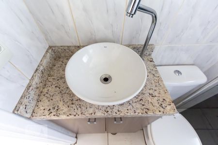 Detalhe do banheiro de apartamento para alugar com 2 quartos, 50m² em Jardim Boa Vista (zona Oeste), São Paulo