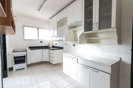 Cozinha de apartamento à venda com 2 quartos, 79m² em Vila Milton, Guarulhos