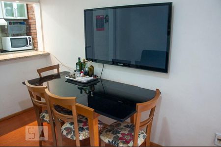 Sala de apartamento para alugar com 2 quartos, 60m² em Partenon, Porto Alegre