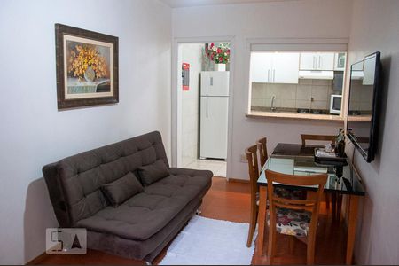 Sala de apartamento para alugar com 2 quartos, 60m² em Partenon, Porto Alegre