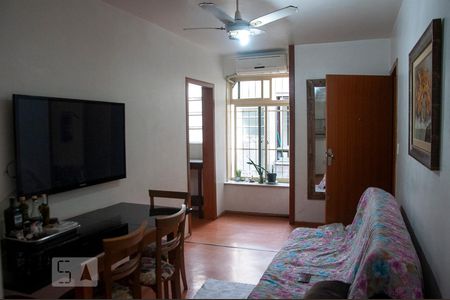 Sala de apartamento para alugar com 2 quartos, 60m² em Partenon, Porto Alegre