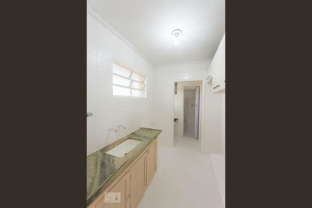 Cozinha de apartamento para alugar com 2 quartos, 60m² em Vila Uberabinha, São Paulo