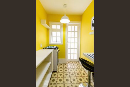 Cozinha de apartamento para alugar com 1 quarto, 70m² em Moinhos de Vento, Porto Alegre