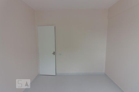 Quarto 1 de apartamento para alugar com 2 quartos, 75m² em Taquara, Rio de Janeiro