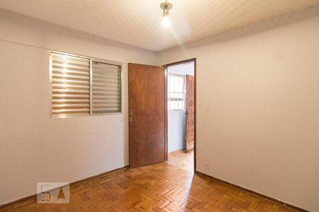 Quarto 1 de casa para alugar com 3 quartos, 180m² em Vila Palmeiras, São Paulo