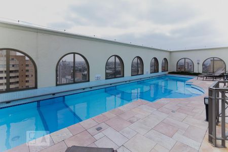 Studio à venda com 18m², 1 quarto e 1 vaga Studio à venda com 18m², 1 quarto e 1 vagaPiscina