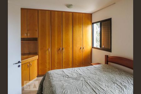 QUARTO 2 de apartamento para alugar com 2 quartos, 80m² em Jardim Peri Peri, São Paulo