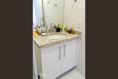 Banheiro da Suíte de apartamento à venda com 2 quartos, 83m² em Água Branca, São Paulo