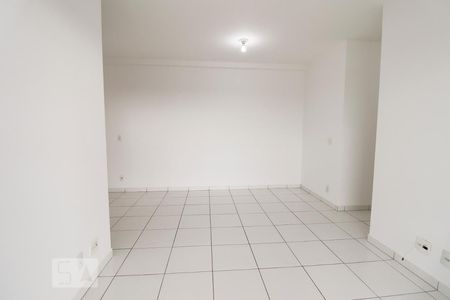 Sala de apartamento para alugar com 2 quartos, 63m² em Setor Faiçalville, Goiânia