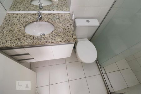 Banheiro da Suíte de apartamento para alugar com 2 quartos, 63m² em Setor Faiçalville, Goiânia