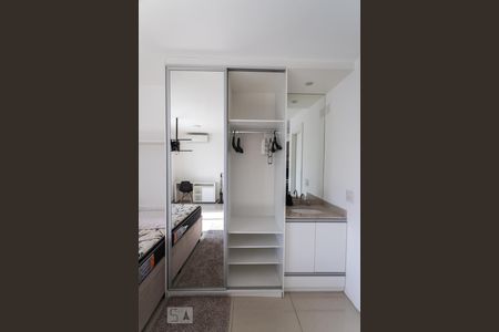 Studio de kitnet/studio para alugar com 1 quarto, 30m² em Perdizes, São Paulo