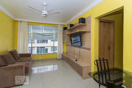 Sala de apartamento à venda com 2 quartos, 65m² em Olaria, Rio de Janeiro