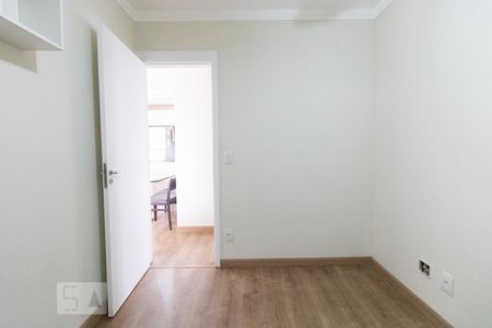 Quarto 1 de apartamento para alugar com 2 quartos, 45m² em Jardim Modelo, São Paulo