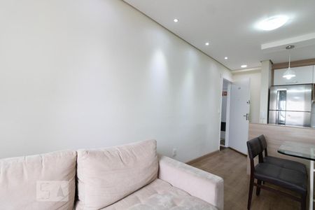 Sala de apartamento para alugar com 2 quartos, 45m² em Jardim Modelo, São Paulo