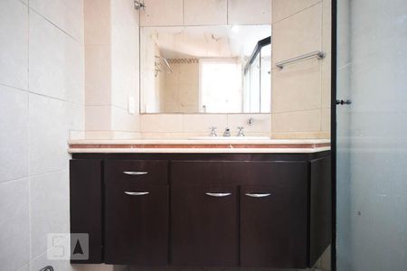Banheiro Suíte de apartamento para alugar com 1 quarto, 85m² em Jardim Caboré, São Paulo
