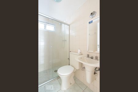 Banheiro Social de apartamento para alugar com 3 quartos, 76m² em Santo Amaro, São Paulo