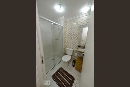 Banheiro de apartamento à venda com 2 quartos, 50m² em Centro, Guarulhos