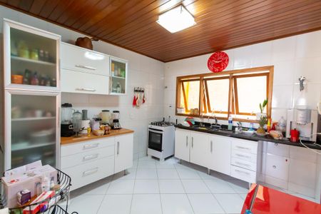 Casa à venda com 240m², 3 quartos e 2 vagas Casa à venda com 240m², 3 quartos e 2 vagasCozinha