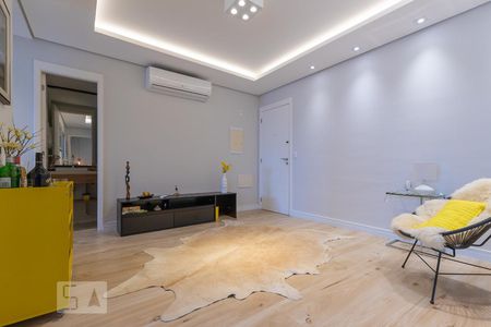 Sala de apartamento à venda com 1 quarto, 57m² em Cambuí, Campinas