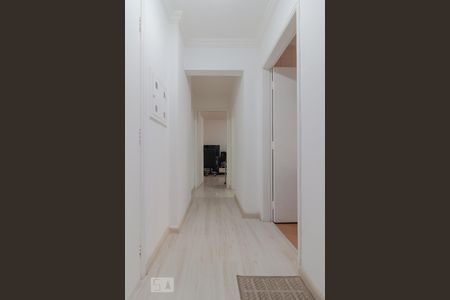 Corredor de apartamento à venda com 1 quarto, 76m² em Cambuci, São Paulo