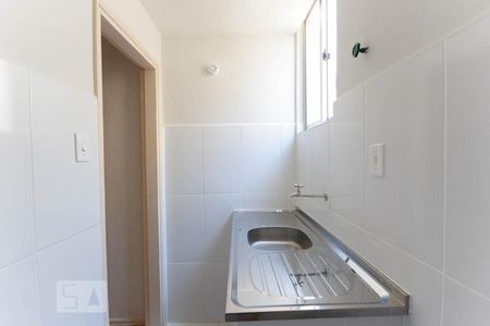 Cozinha de apartamento para alugar com 1 quarto, 38m² em São Cristóvão, Rio de Janeiro