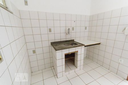 Cozinha de kitnet/studio para alugar com 1 quarto, 30m² em Curicica, Rio de Janeiro