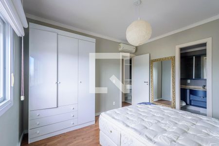 Suíte de apartamento à venda com 2 quartos, 68m² em Santana, Porto Alegre