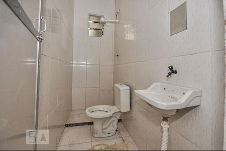 Banheiro de casa para alugar com 1 quarto, 60m² em Taquara, Rio de Janeiro