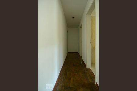 Corredor de apartamento à venda com 3 quartos, 65m² em Nonoai, Porto Alegre